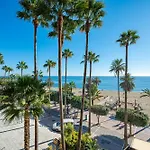 דירה Oceanfront Retreat: Your Serene Oasis By The Sea! *