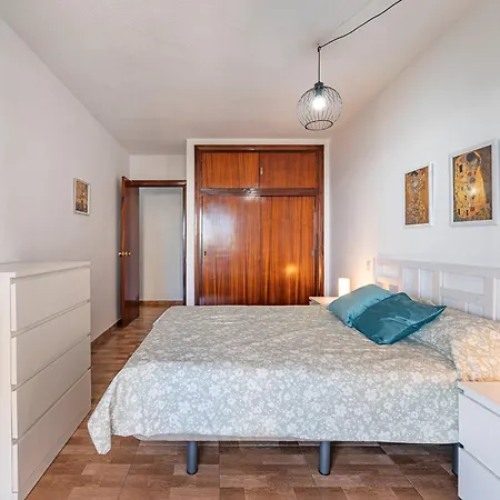 Oceanfront Retreat: Your Serene Oasis By The Sea!