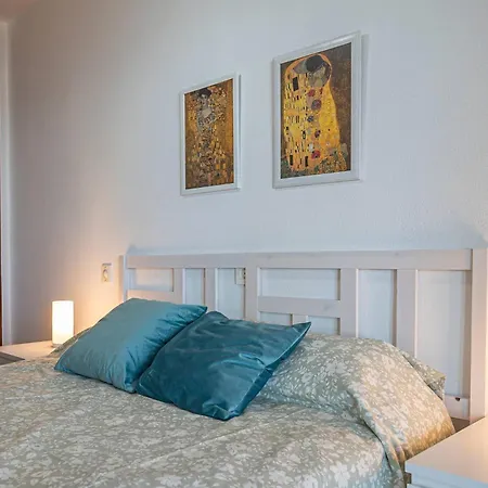 Oceanfront Retreat: Your Serene Oasis By The Sea! マルベーリャ