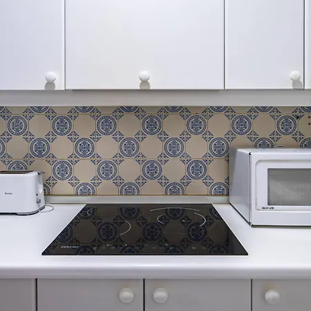 Oceanfront Retreat: Your Serene Oasis By The Sea! *