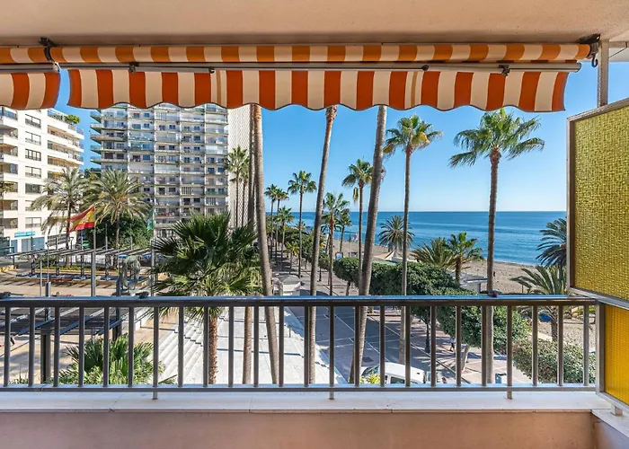 Oceanfront Retreat: Your Serene Oasis By The Sea! Apartament *