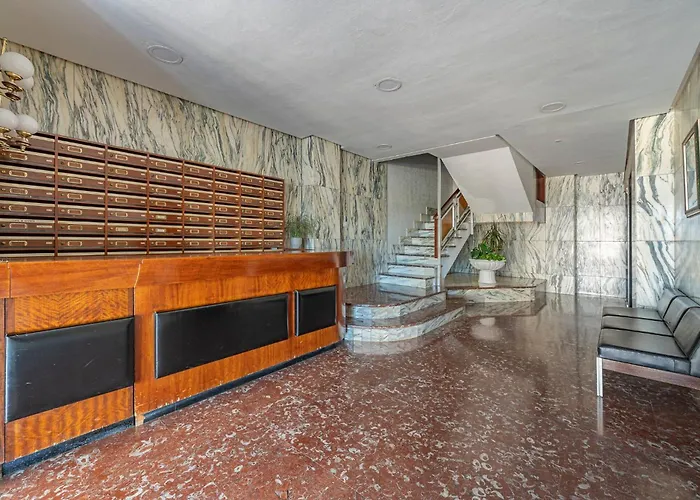 Apartament Oceanfront Retreat: Your Serene Oasis By The Sea! *