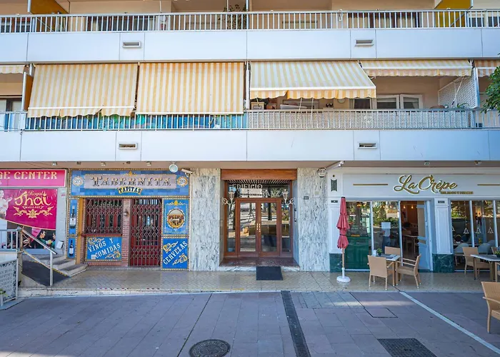 Oceanfront Retreat: Your Serene Oasis By The Sea!