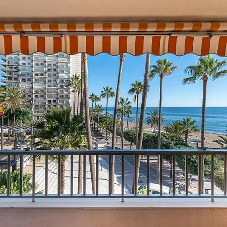 Oceanfront Retreat: Your Serene Oasis By The Sea! Apartmán *