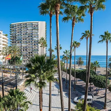 Oceanfront Retreat: Your Serene Oasis By The Sea! *